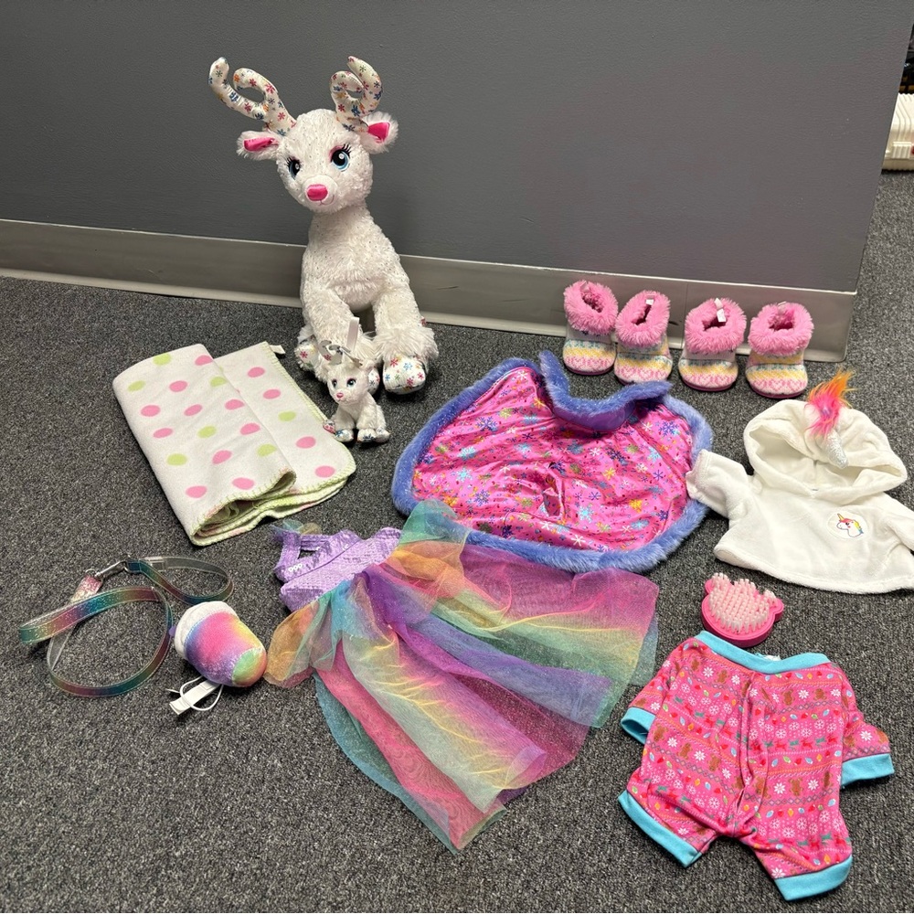 Build a Bear Reindeer Glitzen With Outfits & Accessories